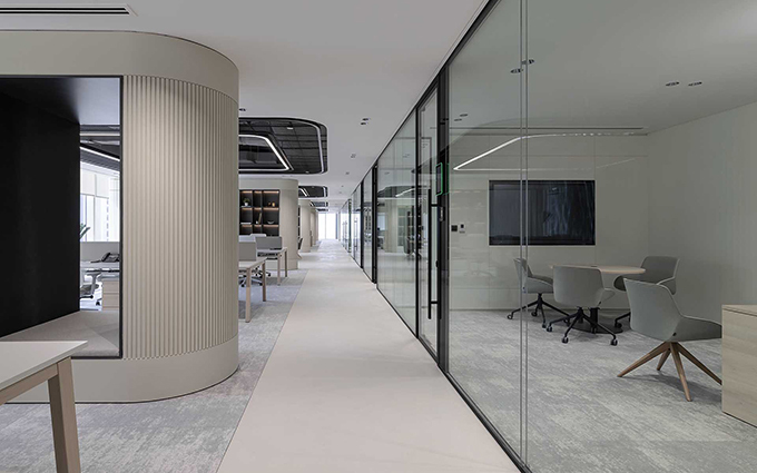 กรณี บริษัท ล่าสุดเกี่ยวกับ โครงการปรับแต่งพาร์ติชั่นสำนักงานในสหรัฐอาหรับเอมิเรตส์